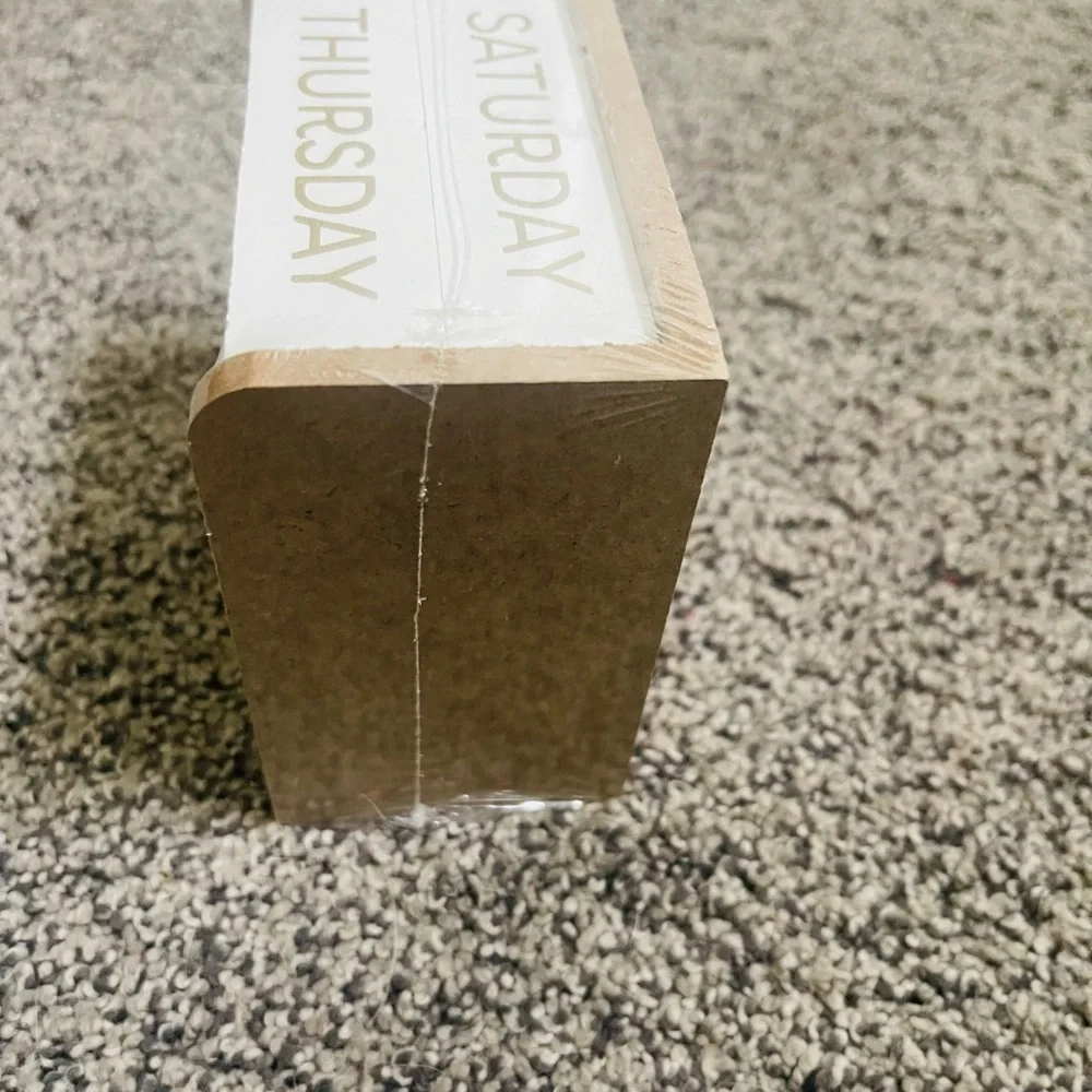 NWT Block wood Perpetual desk Calendar